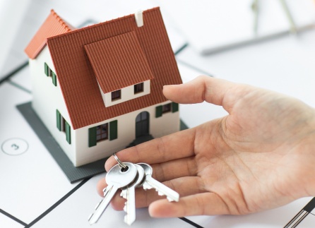 И кто теперь может продавать залоговое имущество?